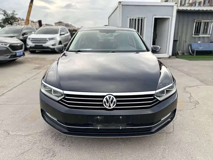 Volkswagen Magotan