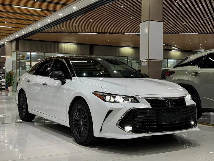 Toyota asian dragon