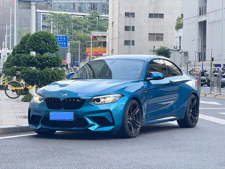 BMW M2