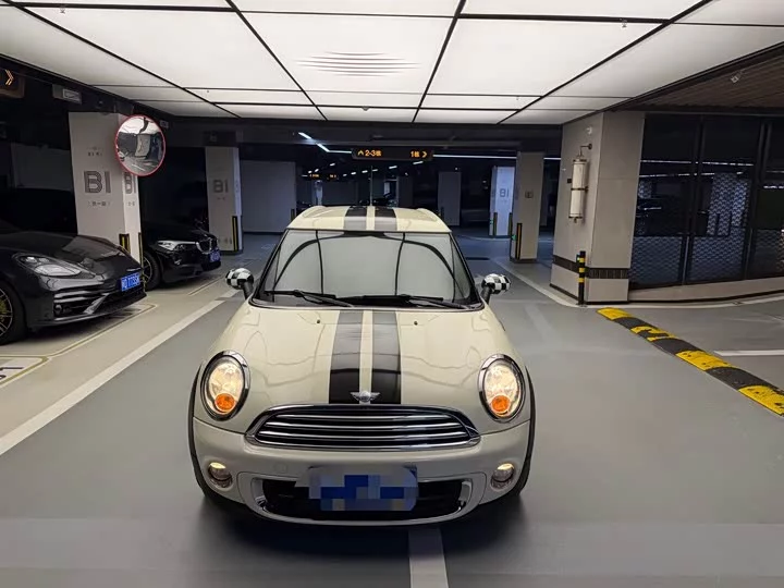 MINI CLUBMAN