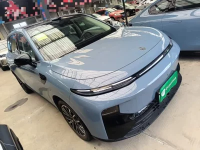 Leapmotor B10