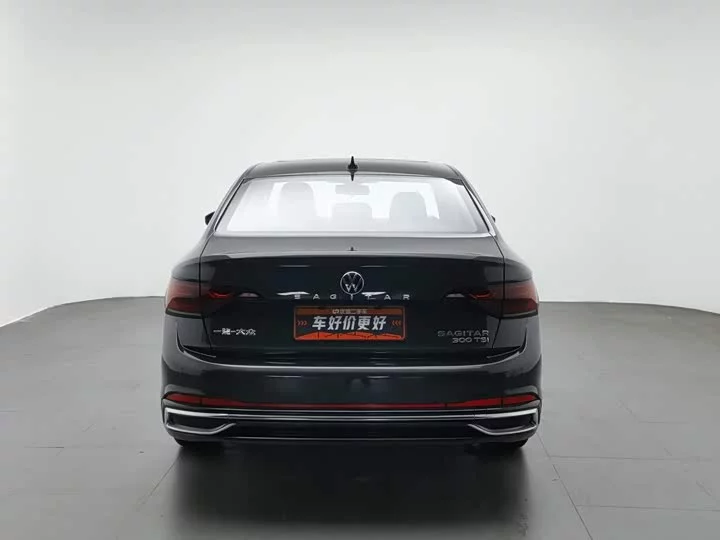 Volkswagen Sagitar
