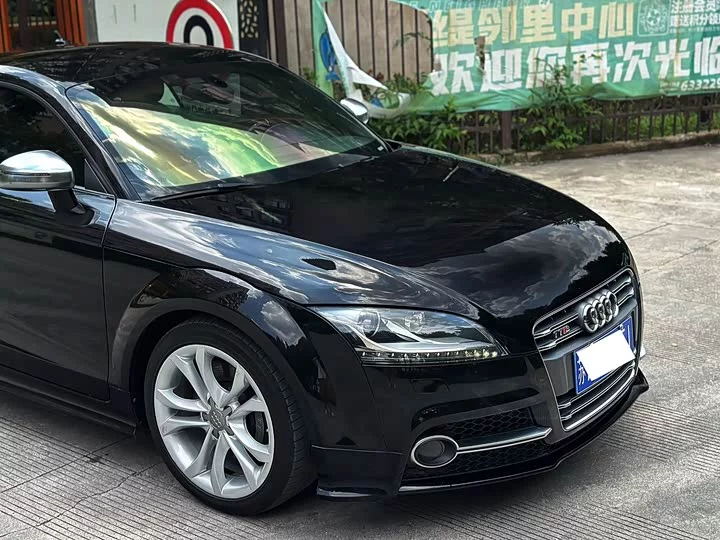 Audi TTS