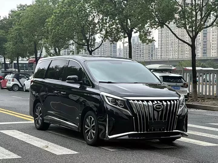 GAC Trumpchi M8