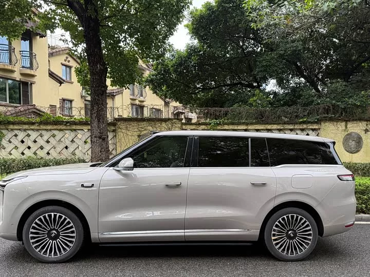 Zhiji LS9