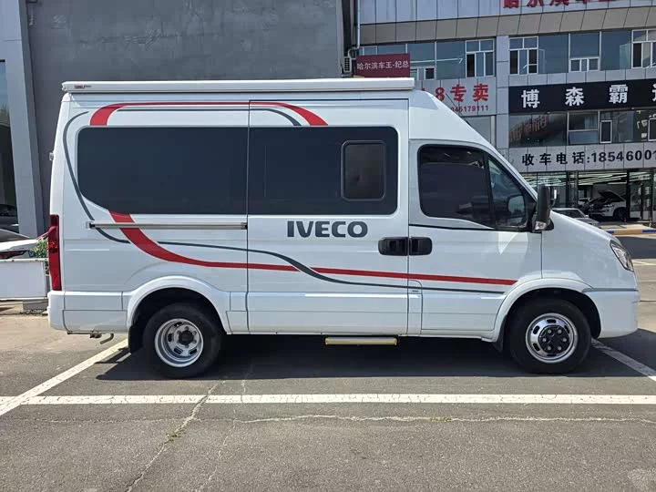 Iveco Wolfson