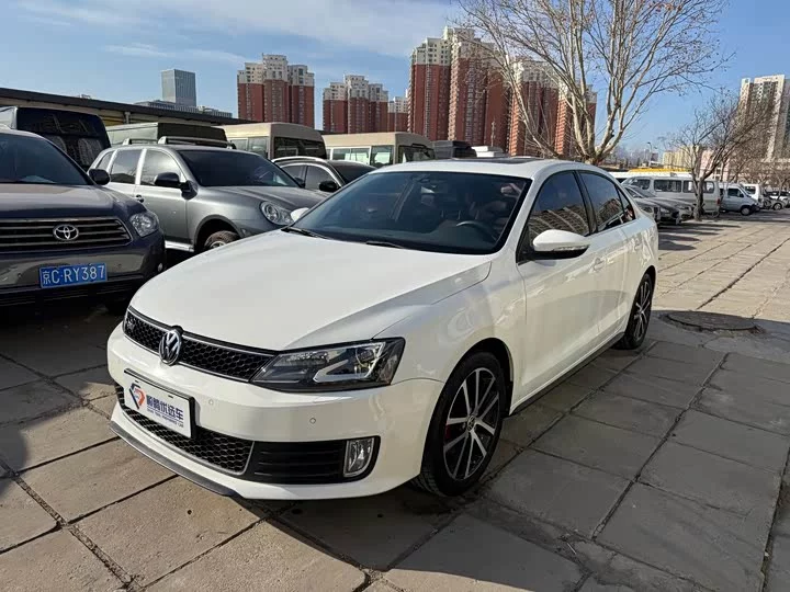 Volkswagen Sagitar