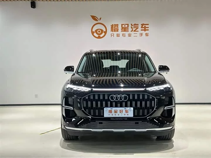 Audi Q6