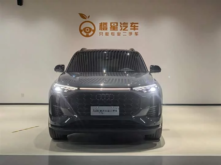 Audi Q6