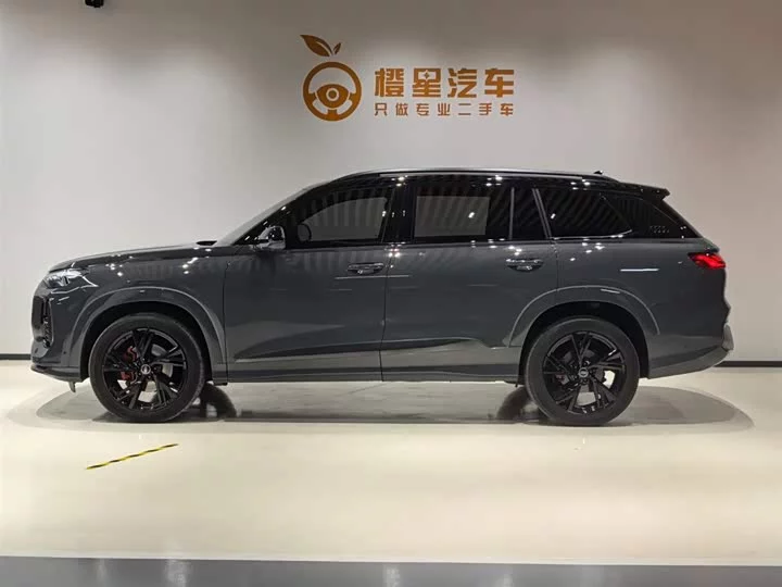 Audi Q6