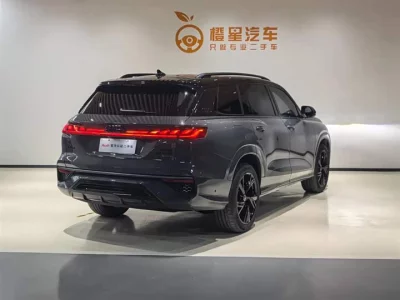 Audi Q6