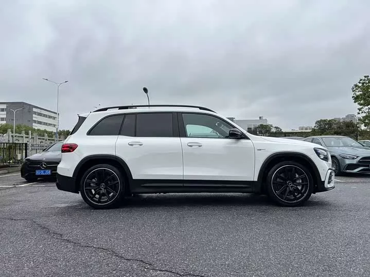 Mercedes-Benz GLB AMG
