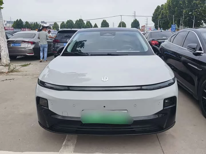 Leapmotor Leap running B01