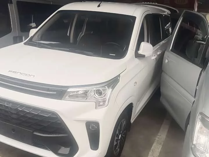Dongfeng Fengon 380