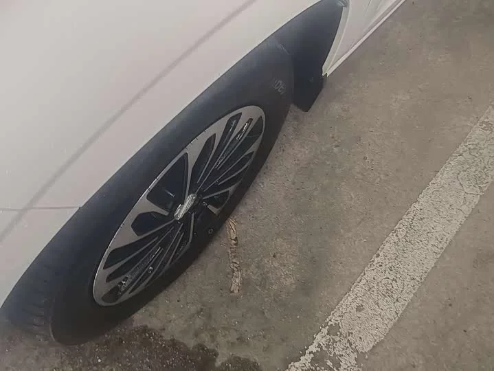 Dongfeng Fengon 380