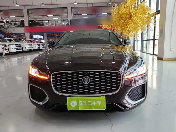 Jaguar XFL
