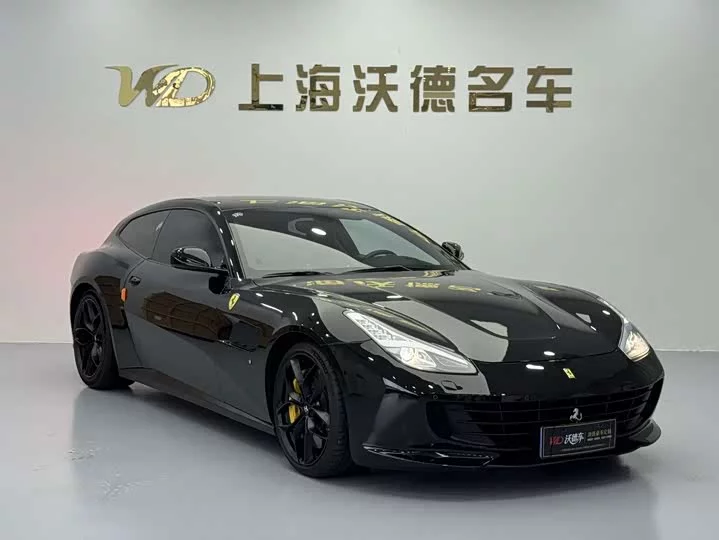 ferrari GTC4Lusso