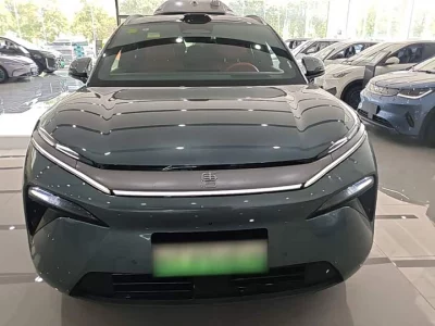 BYD Tang L
