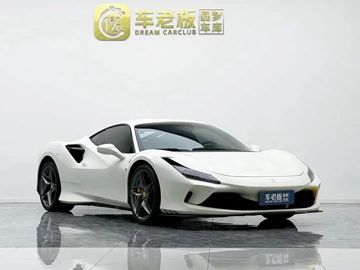 ferrari F8