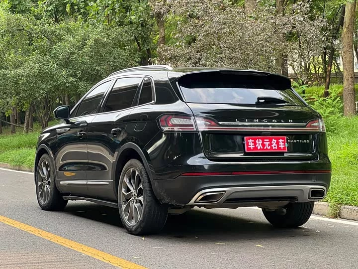 Lincoln navigator