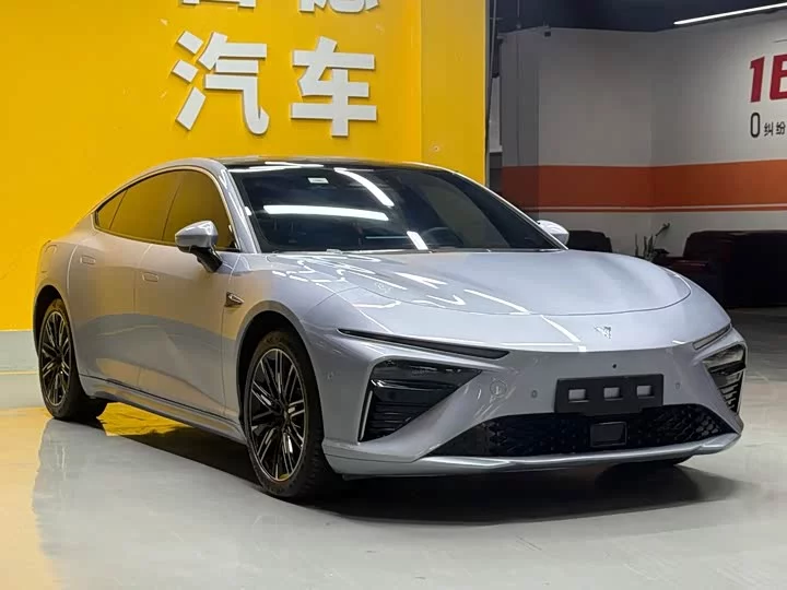 NETA Nezha S
