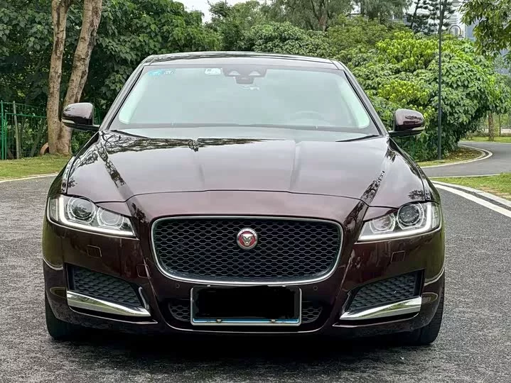Jaguar XFL