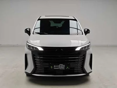 GAC Trumpchi M6