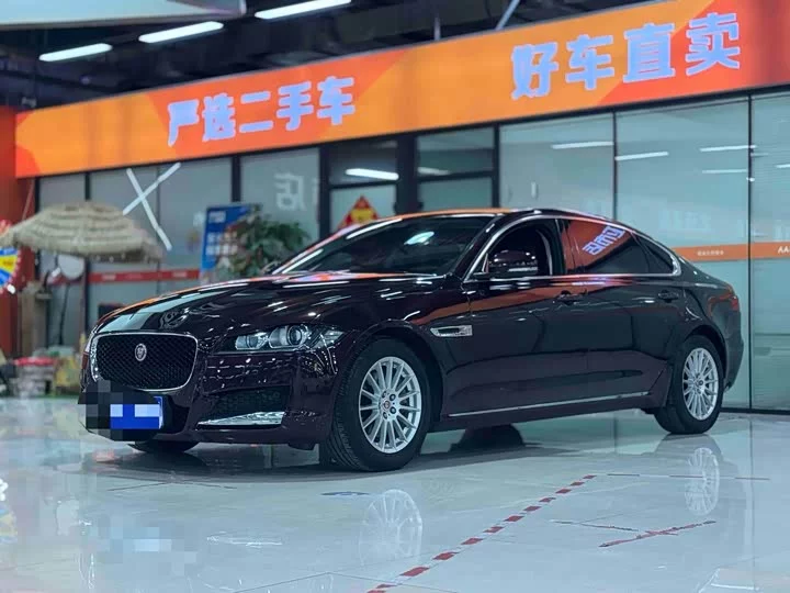 Jaguar XFL