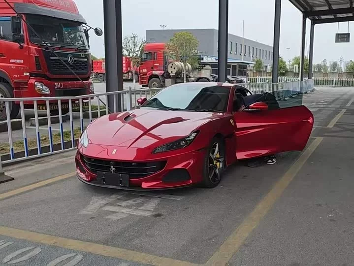 ferrari Portofino