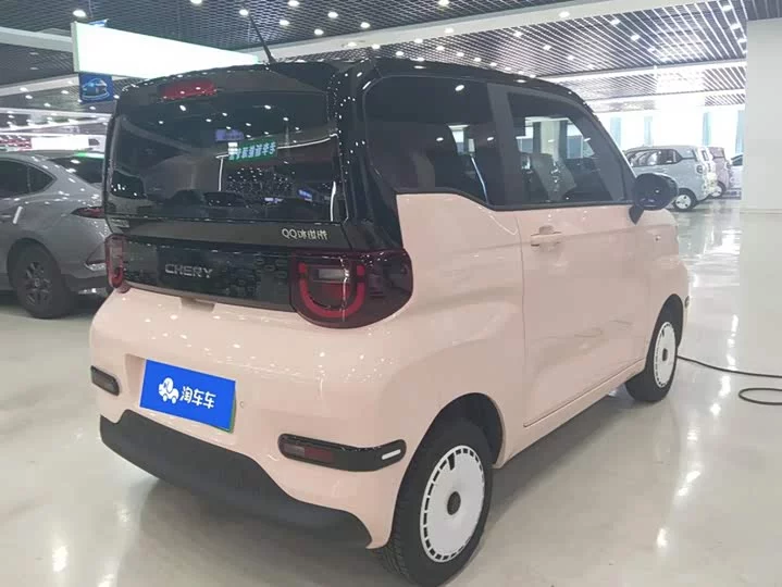 Chery QQ Ice Cream