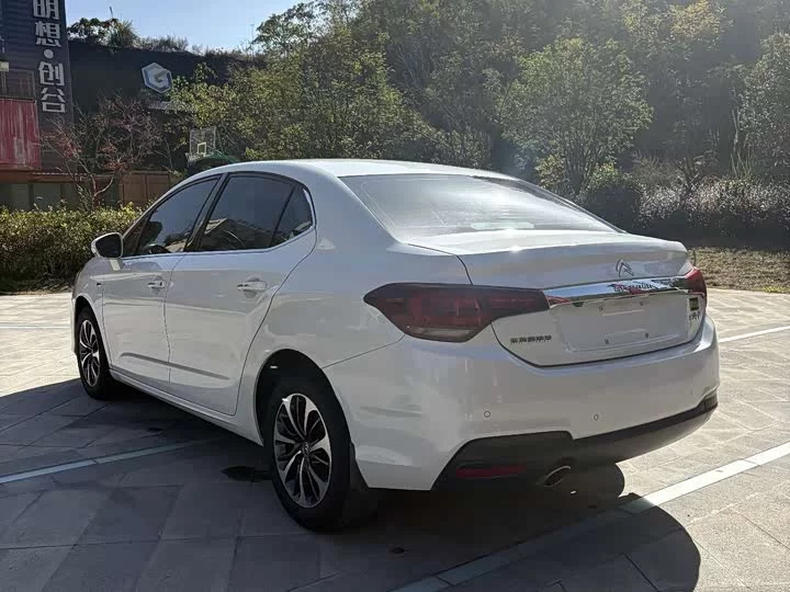 Citroën C4L