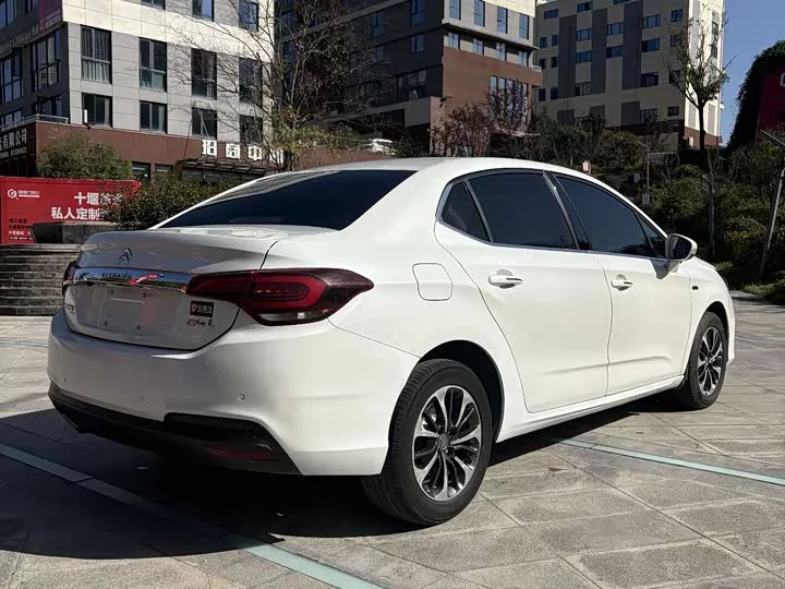 Citroën C4L
