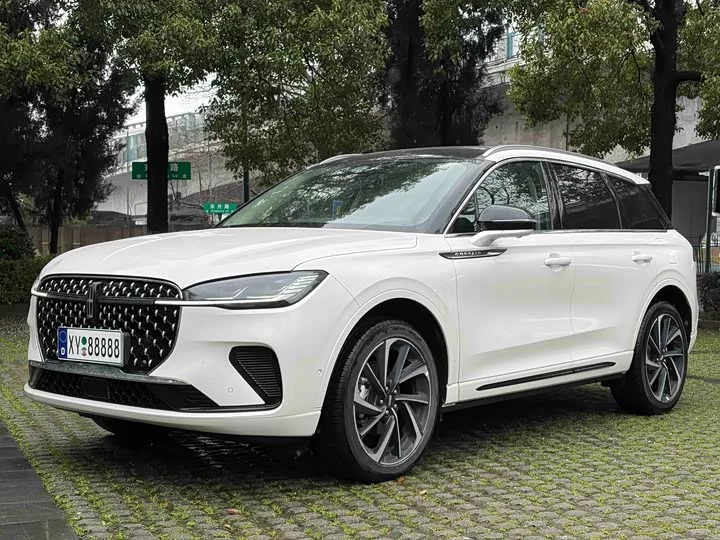 Lincoln adventurer