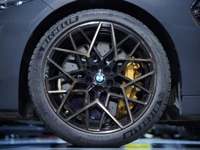 BMW M8