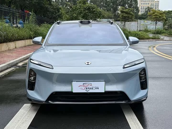 NIO ET5T