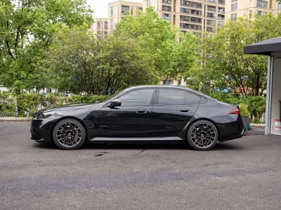 BMW M5 New Energy