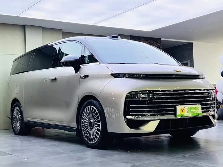 Geely Galaxy V900