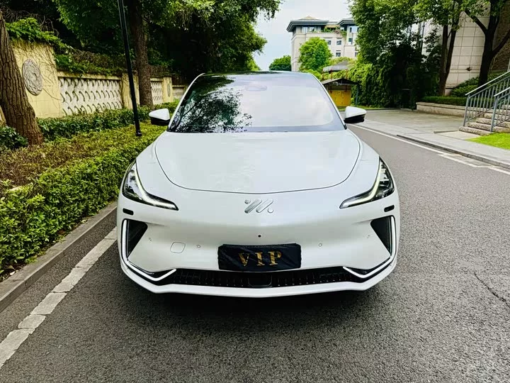 Zhiji LS7