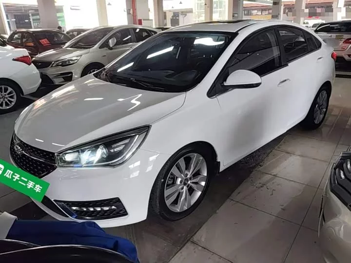 Chery Arrizo 5