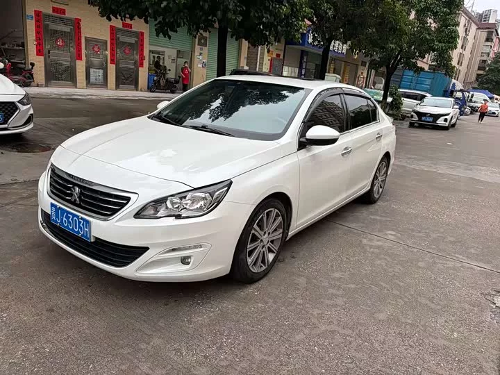 Peugeot 408