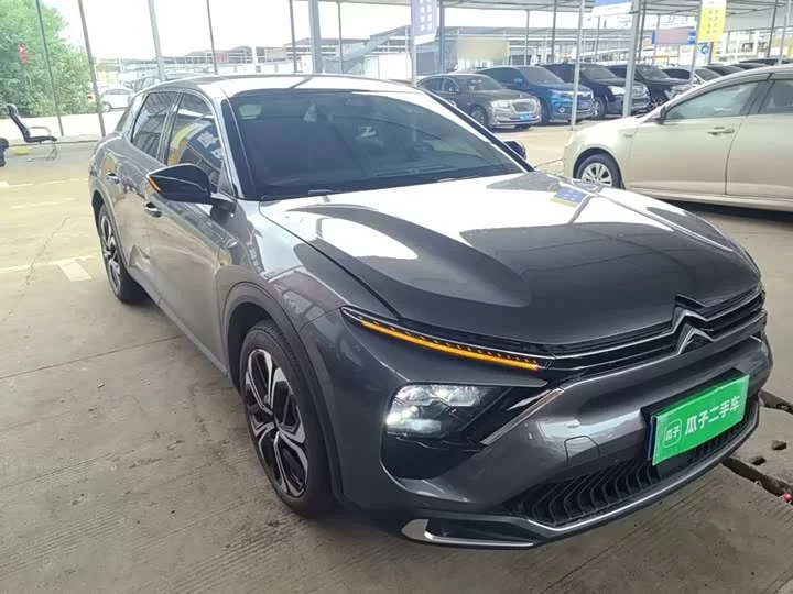 Citroën Versailles C5 X