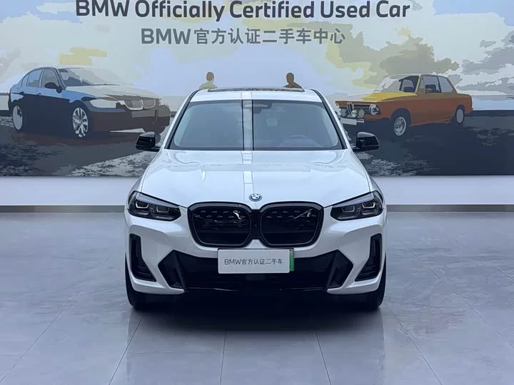 BMW iX3