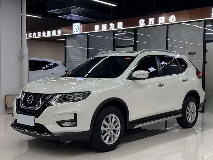 Nissan Qijun