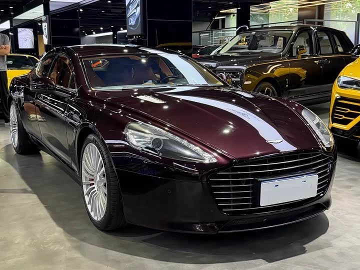 Aston Martin Rapide