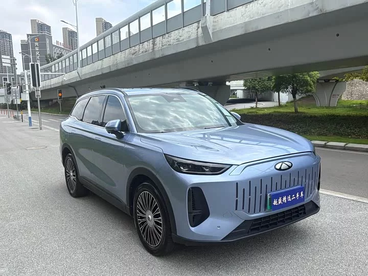 Chery Fengyun T9
