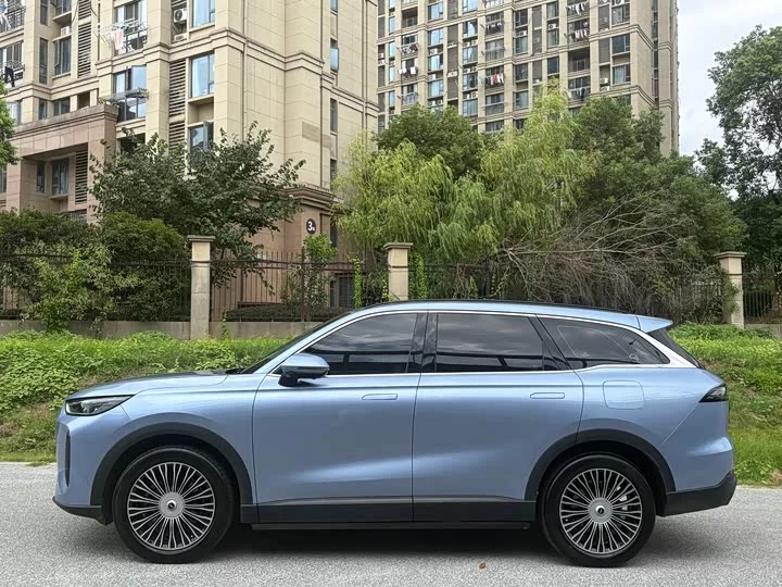 Chery Fengyun T9