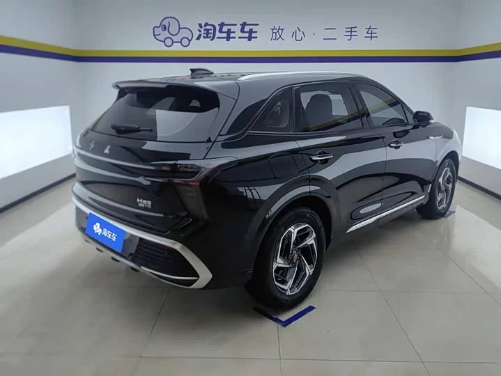 Hongqi HS3