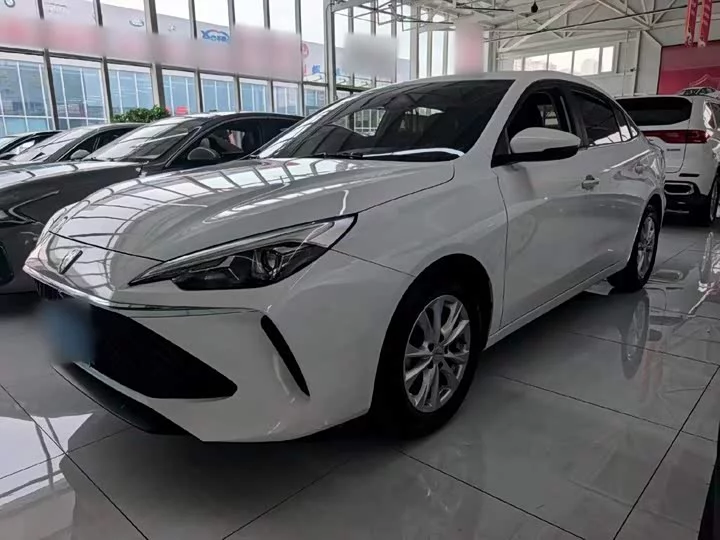 Roewe i5