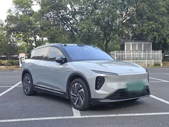 NIO ES6
