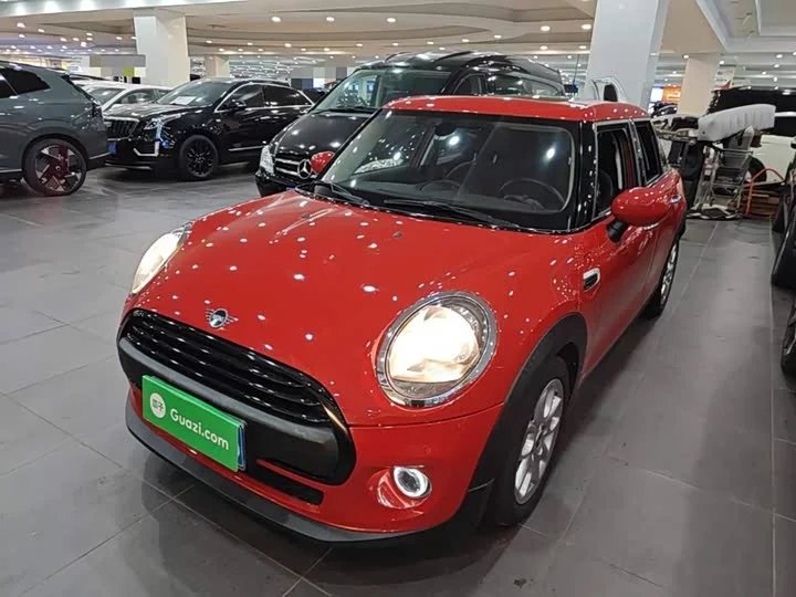 MINI 